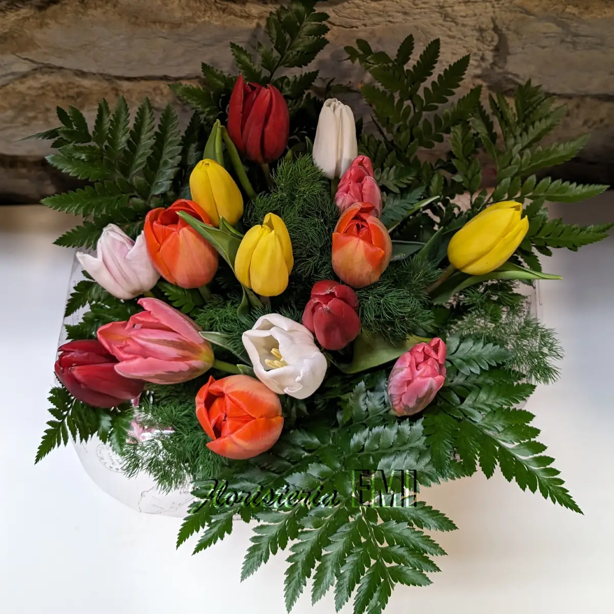 Ramo de 15 tulipanes variados.. Floristeria Barcelona